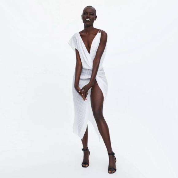 Zara medium asymmetrical white dress - Picture 2 of 6